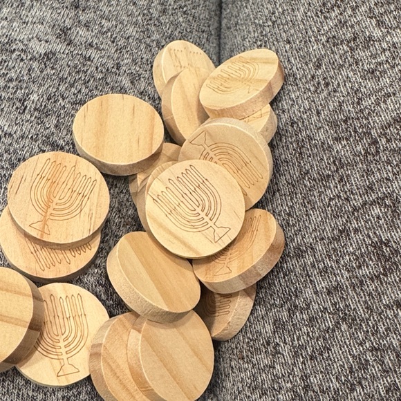 Wooden Menorah Tokens with Drawstring Pouch 20 count - Picture 3 of 4